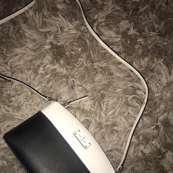 Kate spade cross body - Picture 8 of 8